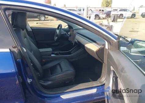 2020 Tesla Model 3 Long Range z USA, uszkodzony, nr VIN 5YJ3E1EB0LF620626